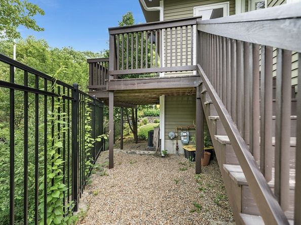 16 Admirals Ln 16, Salem MA 01970