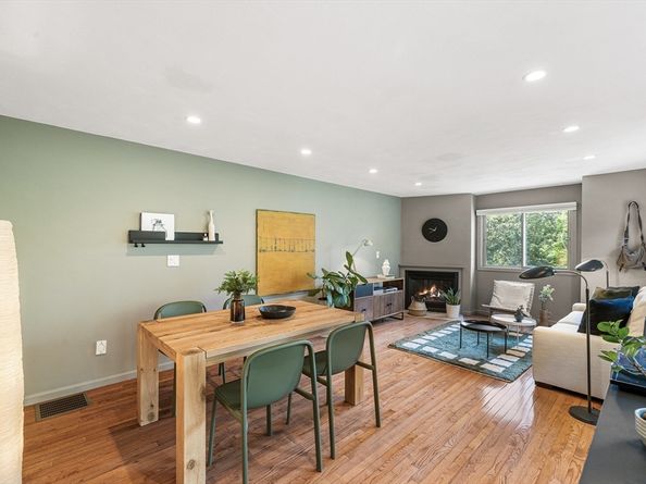 16 Admirals Ln 16, Salem MA 01970
