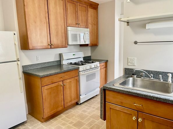 15-17 Edgecliff Road, Watertown MA 02472