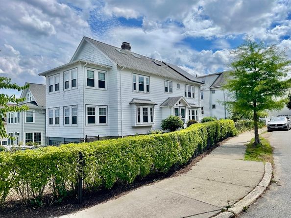 15-17 Edgecliff Road, Watertown MA 02472