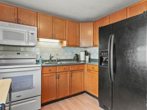 10-16 Stephen Street 1, Lynn MA 01902
