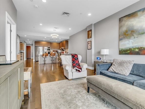 150 Dorchester Ave 612, Boston MA 02127