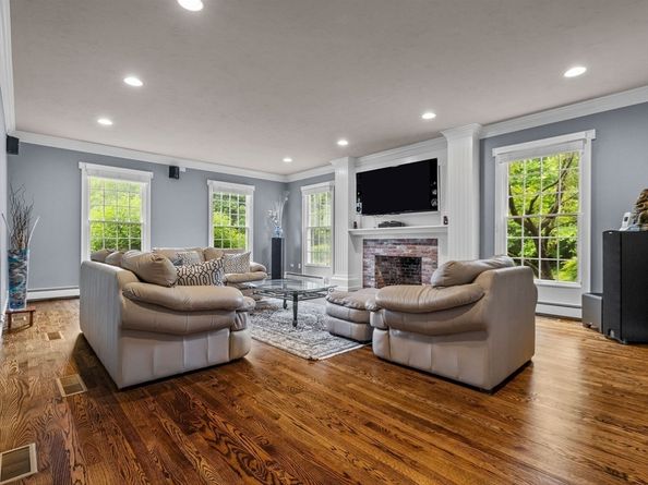 18 Old Colony Dr, Dover MA 02030