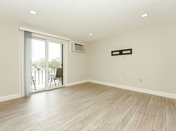 151 Providence Rd 15 (O), Grafton MA 01519