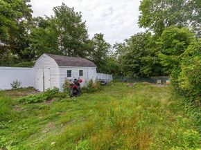 211 Court St, Plymouth MA 02360