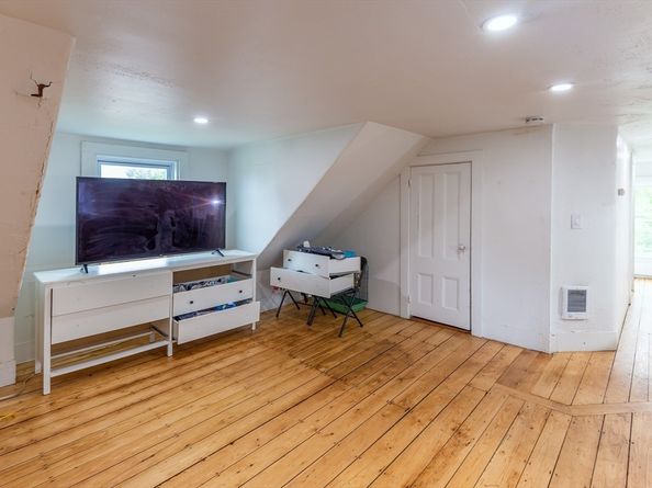 211 Court St, Plymouth MA 02360