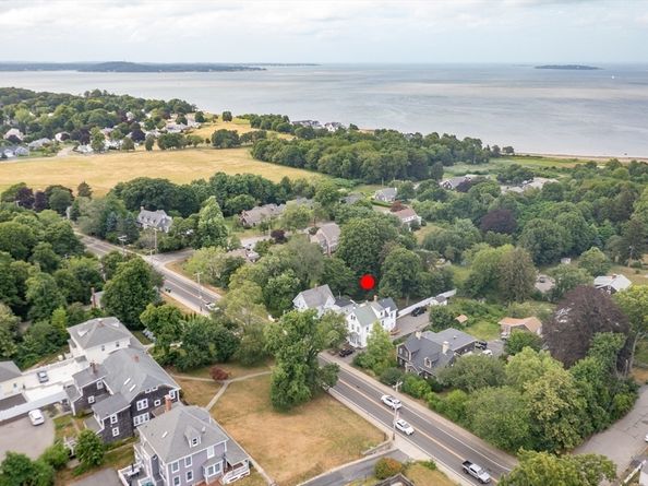 211 Court St, Plymouth MA 02360