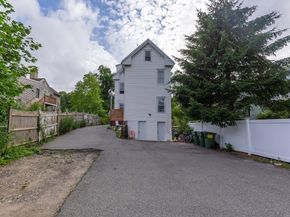 211 Court St, Plymouth MA 02360