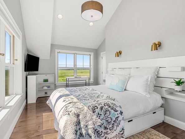 65 Plum Island Tpke, Newbury MA 01951