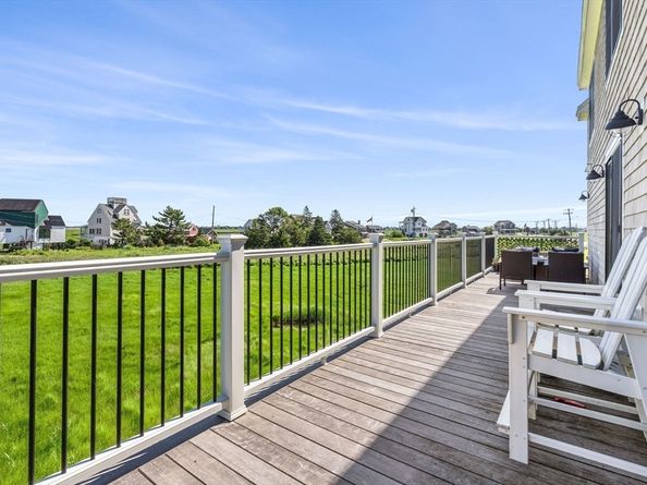 65 Plum Island Tpke, Newbury MA 01951