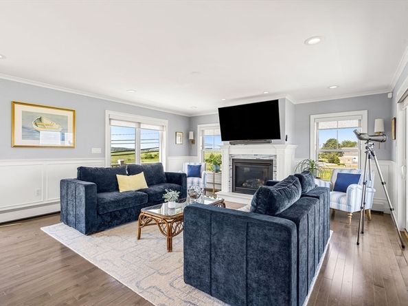 65 Plum Island Tpke, Newbury MA 01951