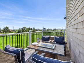 65 Plum Island Tpke, Newbury MA 01951