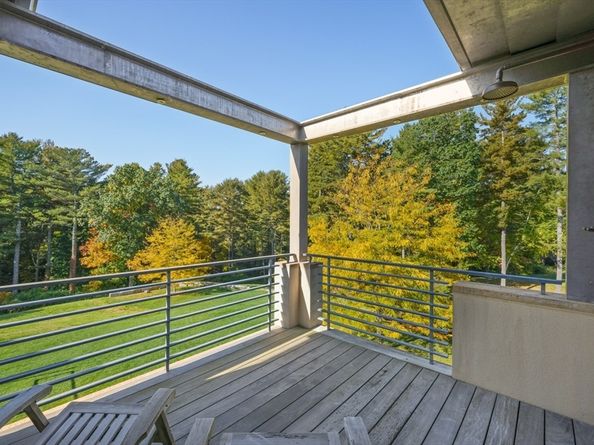 9 Atlas Lane, Weston MA 02493
