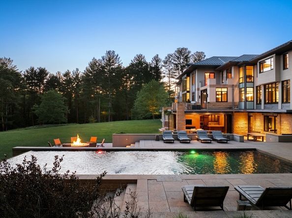9 Atlas Lane, Weston MA 02493
