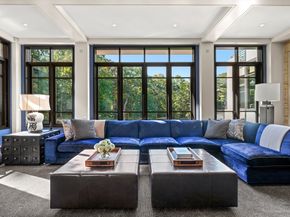 9 Atlas Lane, Weston MA 02493