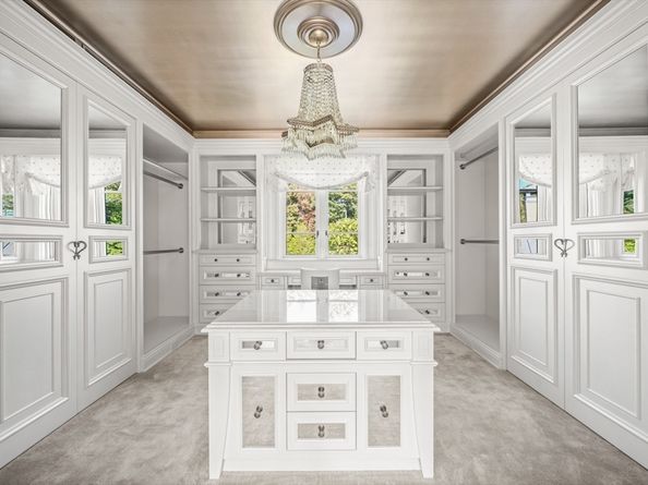 9 Atlas Lane, Weston MA 02493