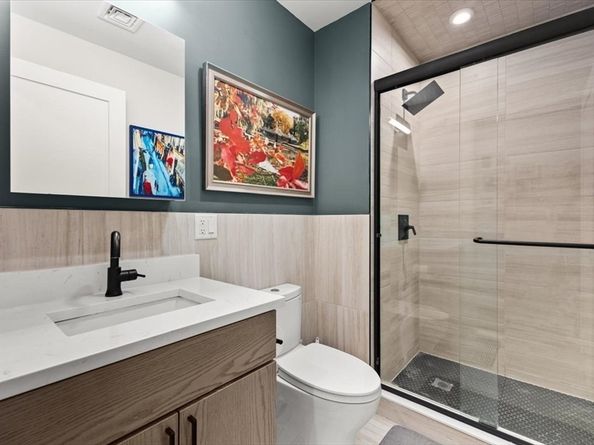 429 Cherry St 11, Newton MA 02465