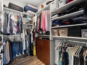 429 Cherry St 11, Newton MA 02465