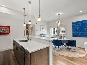 429 Cherry St 11, Newton MA 02465
