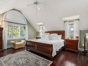 32 Pleasant St, Milton MA 02186