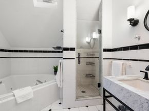 32 Pleasant St, Milton MA 02186