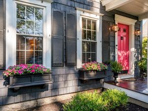 32 Pleasant St, Milton MA 02186
