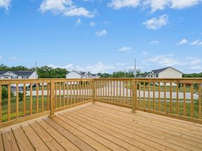 2 Brianna Dr, Webster MA 01570