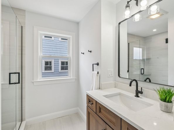 34 Larch 34, Boston MA 02135
