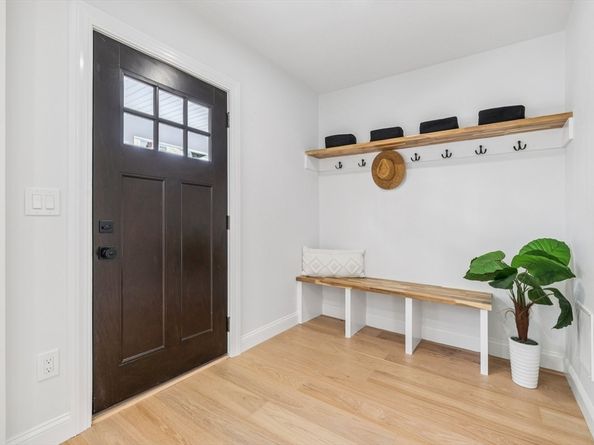 34 Larch 34, Boston MA 02135