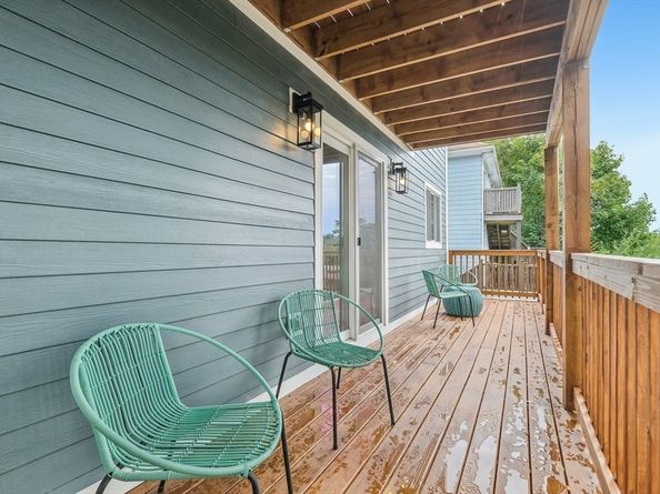 34 Larch 34, Boston MA 02135