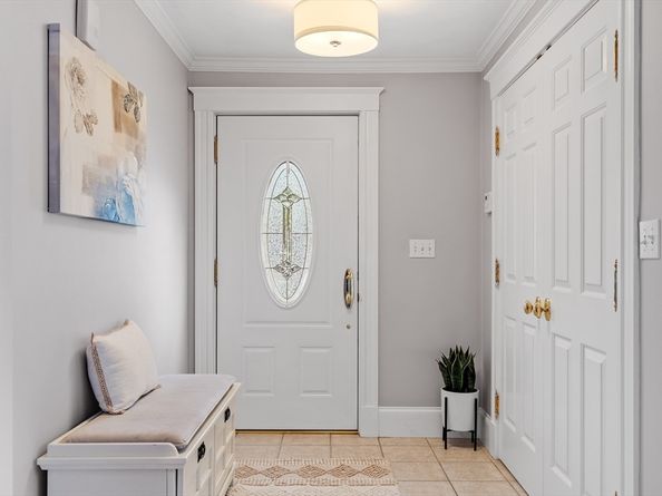 27 Park Street, Saugus MA 01906