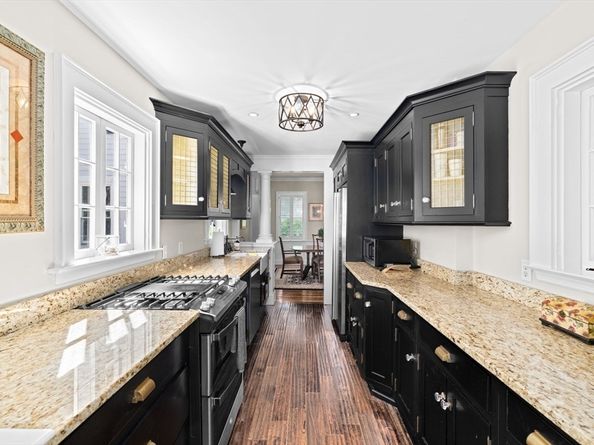 349 First  Parish Rd, Scituate MA 02066