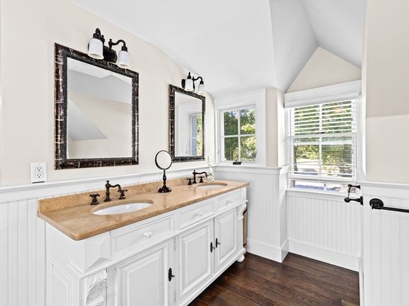 349 First  Parish Rd, Scituate MA 02066