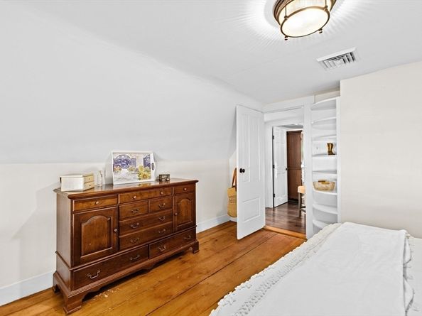 349 First  Parish Rd, Scituate MA 02066