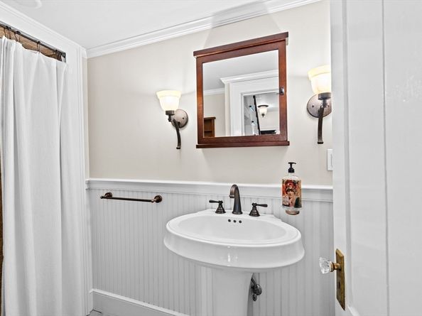 349 First  Parish Rd, Scituate MA 02066