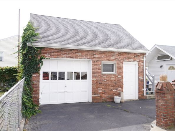 51 Keayne St, Revere MA 02151