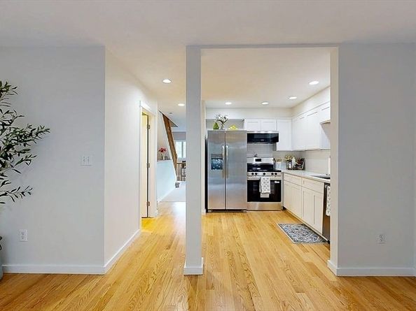12 Merlin Ct 12, Worcester MA 01602
