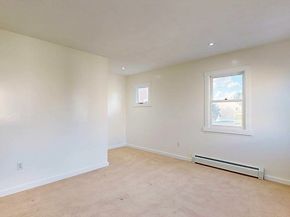 12 Merlin Ct 12, Worcester MA 01602