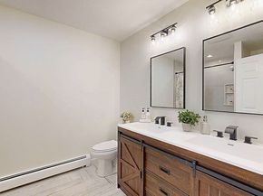 12 Merlin Ct 12, Worcester MA 01602