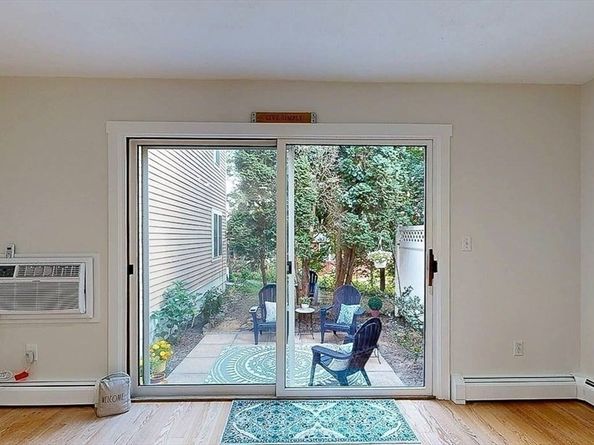 12 Merlin Ct 12, Worcester MA 01602