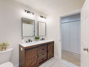 12 Merlin Ct 12, Worcester MA 01602
