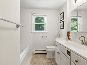 94 Kensington St, Braintree MA 02184