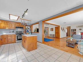 73 New Boston Rd, Sturbridge MA 01566