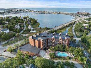 155 George Washington Blvd 304, Hull MA 02045