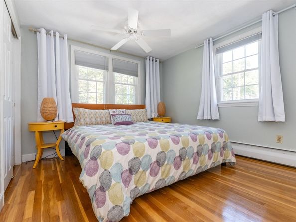 28 Hart St, Burlington MA 01803