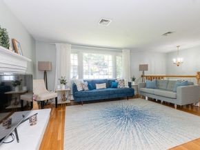 28 Hart St, Burlington MA 01803