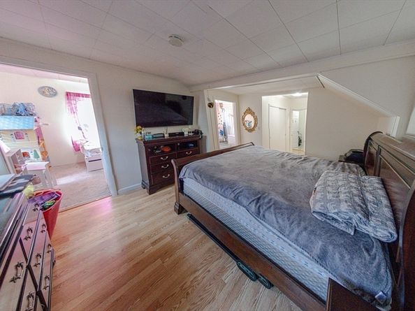 16 Mount Hope St, Dedham MA 02026