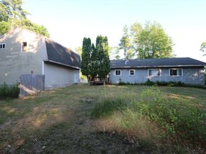 7 Collins Ave, Middleboro MA 02346