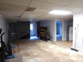 7 Collins Ave, Middleboro MA 02346