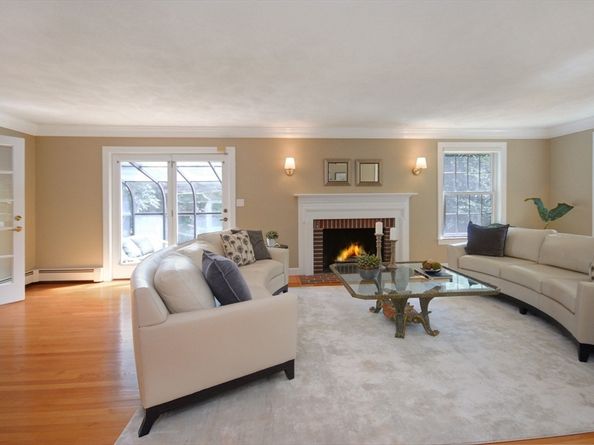 53 Sarah Way, Concord MA 01742